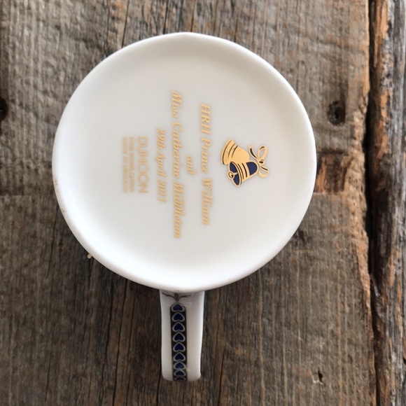 Dunoon Prince William and Catherine Royal Wedding Mug 2011 - Picture 9 of 10